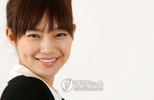 완벽한 비율 신민아의 패션 스토리